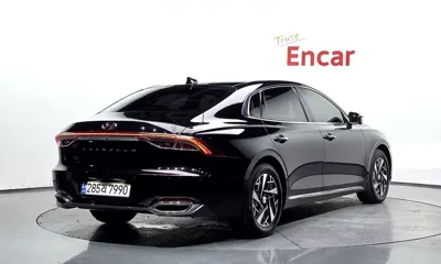 Hyundai Grandeur 2022, 41526 км, за 15287.55 USD