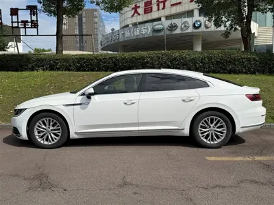 Volkswagen CC 2019, 70000 км, за 13798.24 USD