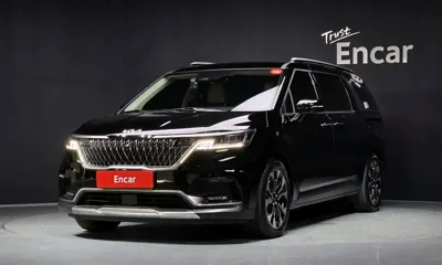 Kia Canival · 2023 год