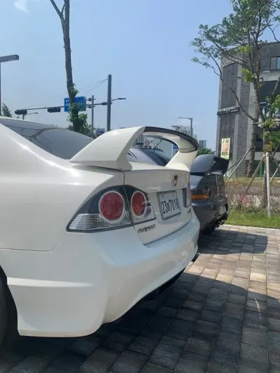 Honda Civic 2007, 40000 км, за 37785.04 USD