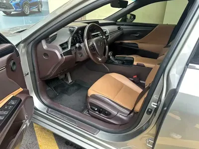 Lexus ES 2021, 72000 км, за 30634.5 USD - фото 11