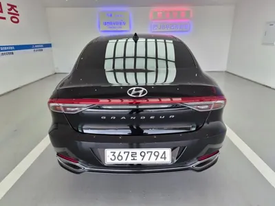 Hyundai Grandeur 2022, 128696 км, за 13352.73 USD