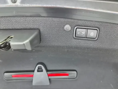 Hyundai Grandeur 2022, 128696 км, за 13259.81 USD - фото 8