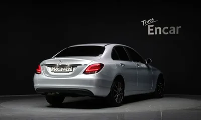 Mercedes-Benz C-Class 2019, 72705 км, за 13551.04 USD