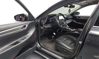 Hyundai Grandeur 2020, 113856 км, за 11506.2 USD - фото 10
