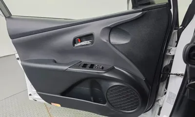 Toyota Prius 2022, 42046 км, за 21655.51 USD - фото 24