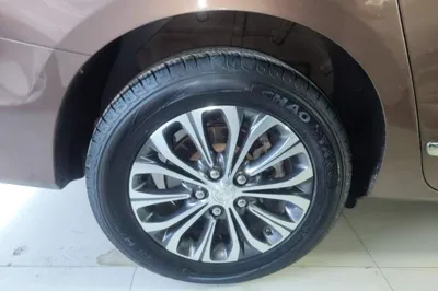 Buick GL8 2021, 80300 км, за 17712 USD - фото 16