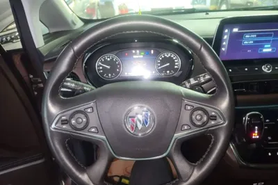 Buick GL8 2021, 80300 км, за 17712 USD - фото 18