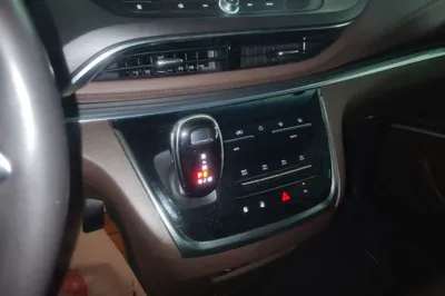 Buick GL8 2021, 80300 км, за 17712 USD - фото 21