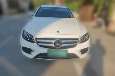 Mercedes-Benz E-Class 2019, 93600 км, за 22511 USD