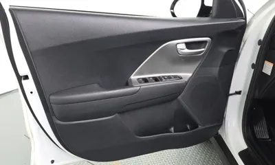 Kia Niro 2023, 98706 км, за 12768.74 USD - фото 24