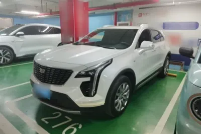 Cadillac XT4 · 2018 год