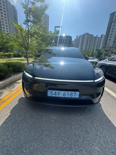 Tesla Model Y 2026, 1000 км, за 40853.44 USD