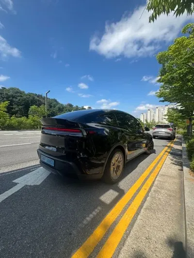 Tesla Model Y 2026, 1000 км, за 40853.44 USD
