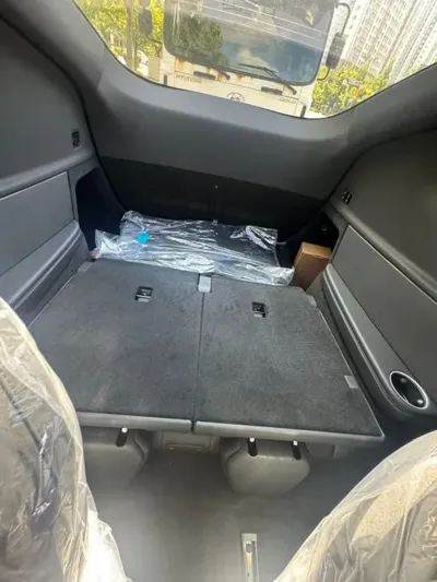 Tesla Model Y 2026, 1000 км, за 40853.44 USD - фото 9