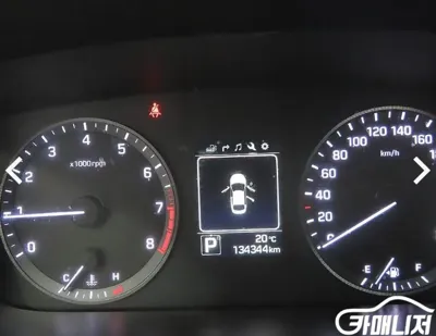 Hyundai Sonata 2015, 134332 км, за 4891.6 USD - фото 6