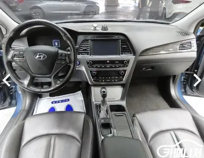 Hyundai Sonata 2015, 134332 км, за 4891.6 USD - фото 11