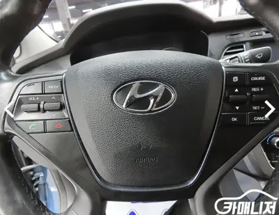 Hyundai Sonata 2015, 134332 км, за 4891.6 USD - фото 14