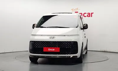 Hyundai Staria 2025, 26195 км, за 29210.98 USD