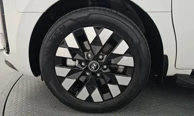 Hyundai Staria 2025, 26195 км, за 29210.98 USD