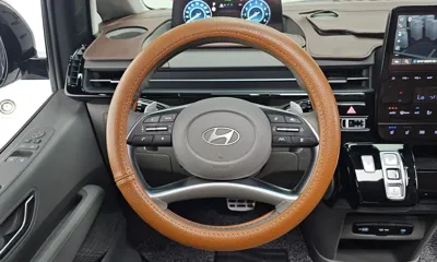 Hyundai Staria 2025, 26195 км, за 29210.98 USD - фото 13