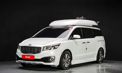 Kia Canival · 2018 год