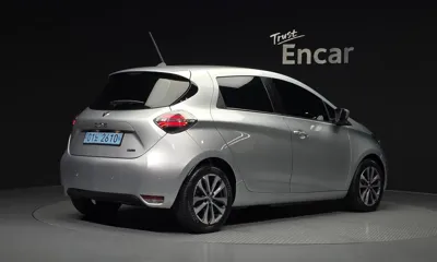 Renault-KoreaSamsung Zoe 2021, 37350 км, за 10245.91 USD