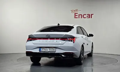 Hyundai Avante 2023, 41008 км, за 16856.17 USD