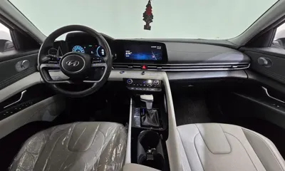 Hyundai Avante 2023, 41008 км, за 16856.17 USD - фото 7