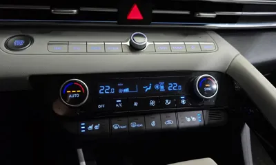 Hyundai Avante 2023, 41008 км, за 16856.17 USD - фото 31