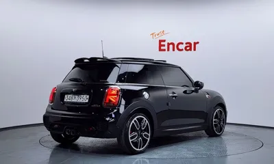 MINI Cooper 2021, 86192 км, за 12450.32 USD