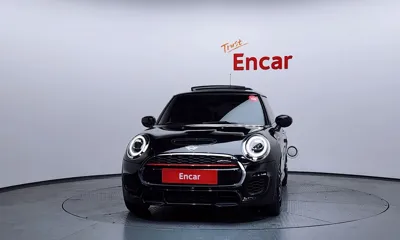 MINI Cooper 2021, 86192 км, за 12450.32 USD