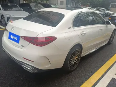 Mercedes-Benz C-Class 2024, 30299 км, за 27291.13 USD