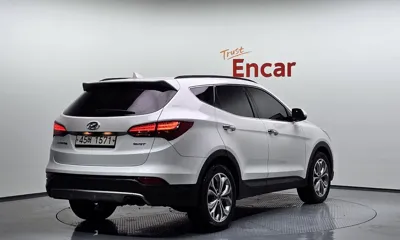 Hyundai Santafe 2015, 106206 км, за 7619.55 USD