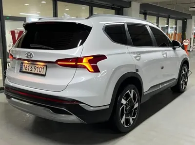 Hyundai Santafe 2021, 107807 км, за 14769.59 USD