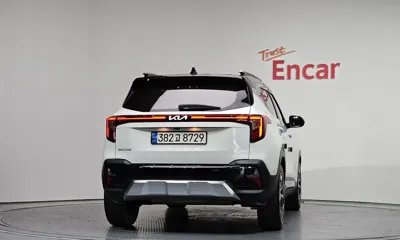 Kia Seltos 2024, 34804 км, за 16738.87 USD