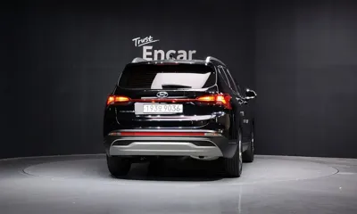 Hyundai Santafe 2021, 131588 км, за 11816.86 USD