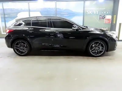 Infiniti Q30 2017, 95369 км, за 6039.12 USD