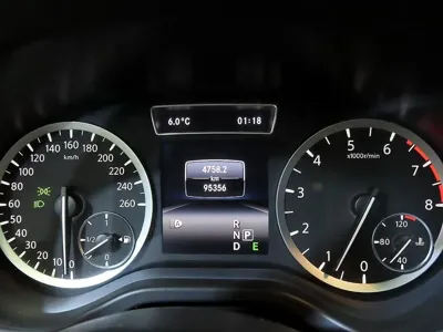 Infiniti Q30 2017, 95369 км, за 6039.12 USD - фото 9