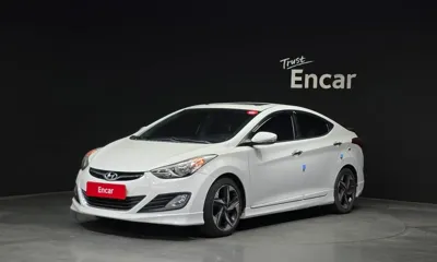 Hyundai Avante · 2012 год