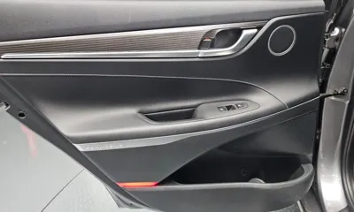 Hyundai Grandeur 2018, 82935 км, за 11044.66 USD - фото 25