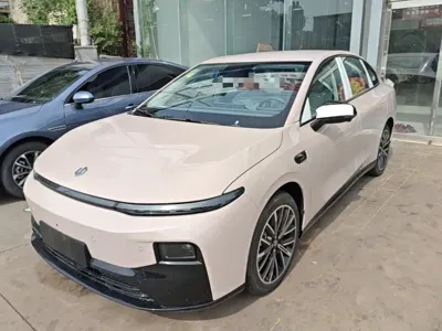 Leapmotor 零跑B01 · 2026 год