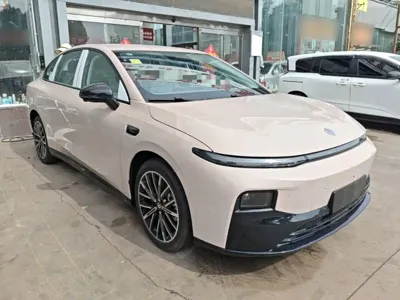 Leapmotor 零跑B01 2026, 100 км, за 11885.84 USD