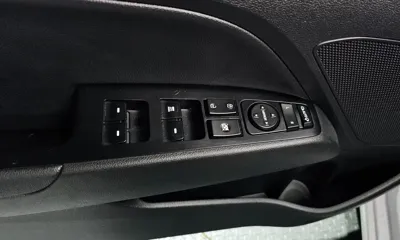 Hyundai Avante 2020, 86107 км, за 8270.97 USD - фото 19
