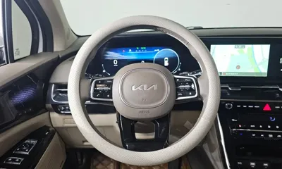 Kia Canival 2023, 85446 км, за 26098.44 USD - фото 13