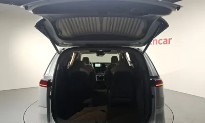 Kia Canival 2023, 85446 км, за 26098.44 USD - фото 20