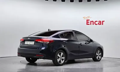Kia K3 2018, 106294 км, за 3964.32 USD