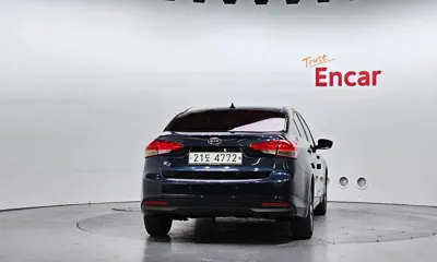 Kia K3 2018, 106294 км, за 3964.32 USD