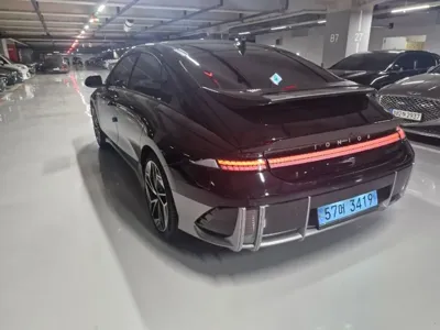 Hyundai Ioniq6 2023, 24866 км, за 14586.18 USD