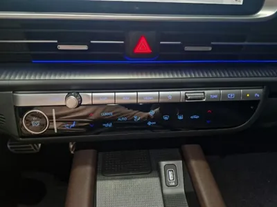 Hyundai Ioniq6 2023, 24866 км, за 14586.18 USD - фото 12